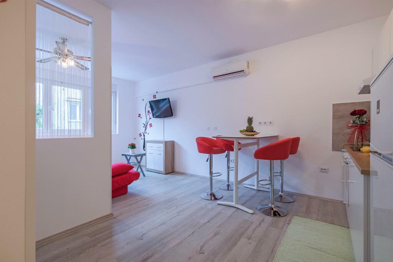 Apartment Danijela I Пула Екстер'єр фото